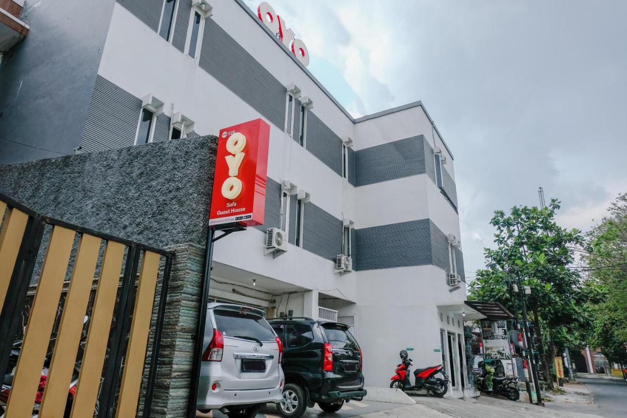 Oyo 528 Safa Guest House Malang Luaran gambar